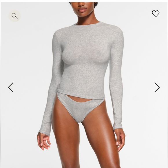 SKIMS Tops - SKIMS Women’s Cotton Jersey Long Sleeve T-Shirt - Color Light Heather Grey - XS